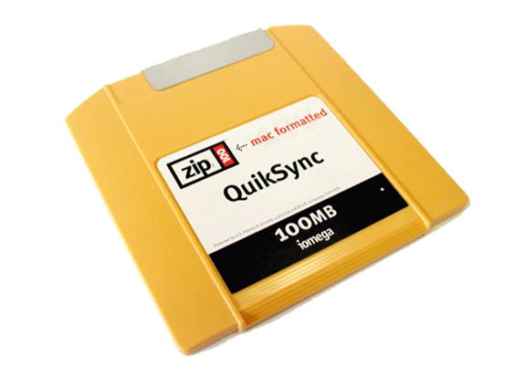 ZIP disk a mechanika pro počítačová data